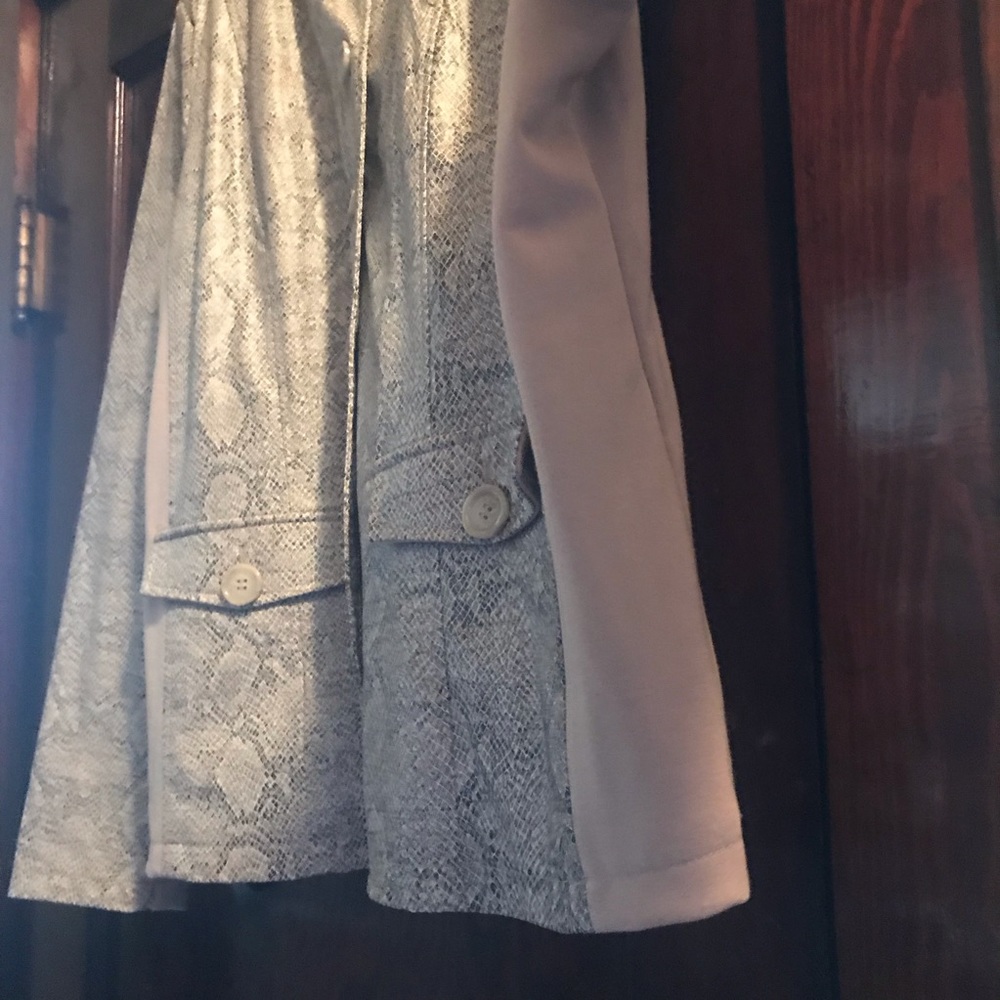 Dennis Basso Jacket - Picture 3 of 5